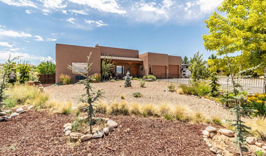 18 ROAD 3627, Aztec, NM 87410 - 4 Beds, 2 Bath