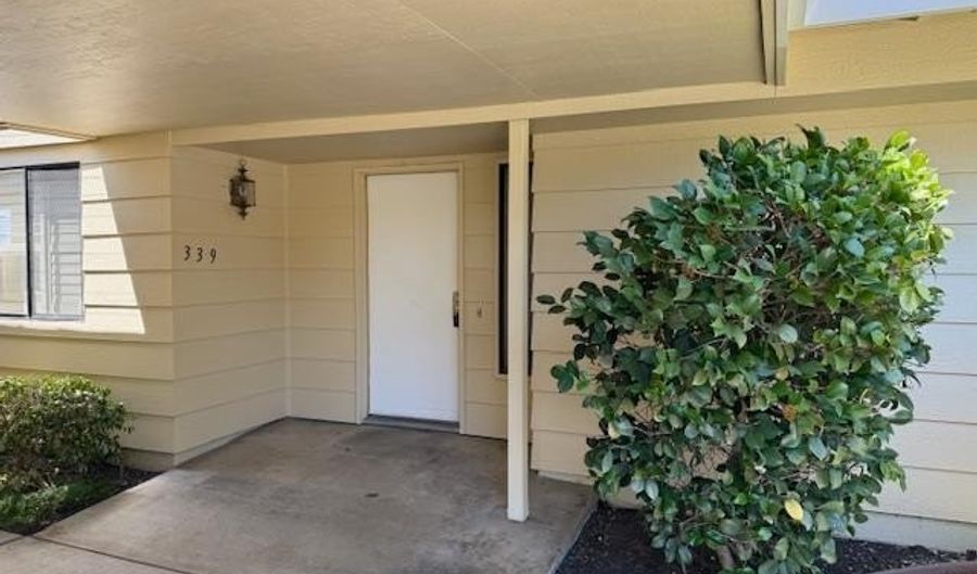 339 Twin Lakes Dr, Santa Rosa, CA 95409 - 2 Beds, 2 Bath