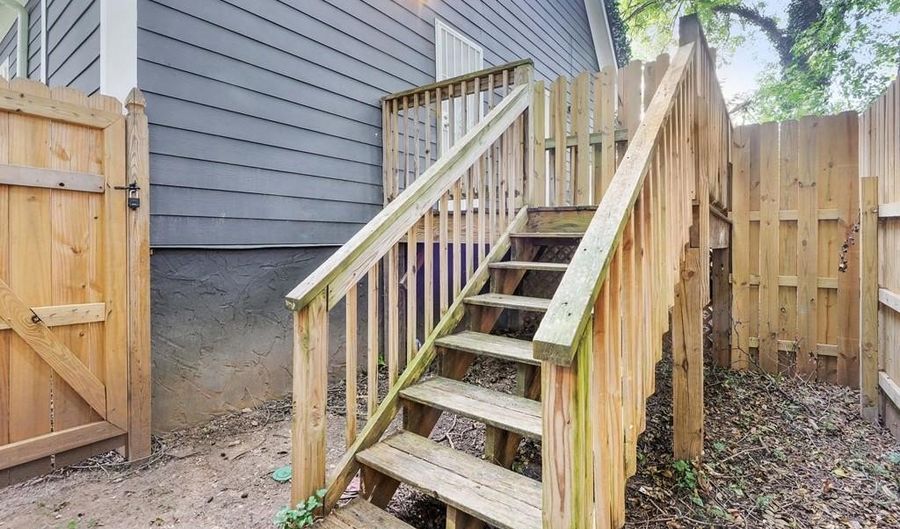 1099 Smith St B, Atlanta, GA 30310 - 3 Beds, 2 Bath