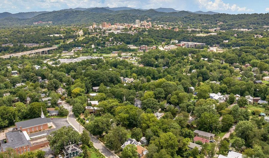 135 Westwood Pl, Asheville, NC 28806 - 4 Beds, 0 Bath