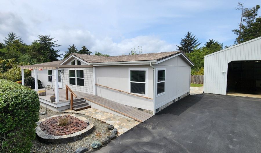 255 SE 15TH St, Bandon, OR 97411 - 3 Beds, 2 Bath