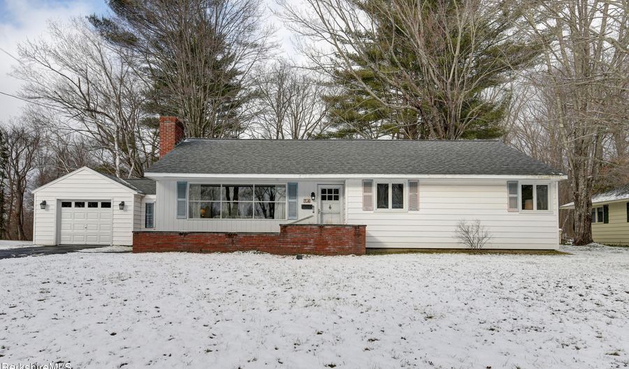 74 Lindley Ter, Williamstown, MA 01267 - 4 Beds, 2 Bath