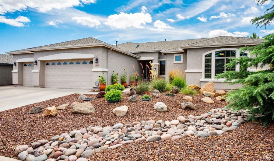 1522 E Yorkshire Ave, Chino Valley, AZ 86323 - 3 Beds, 2 Bath