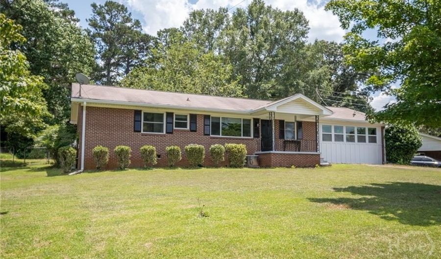 130 Biscayne Dr, Athens, GA 30606 - 3 Beds, 2 Bath