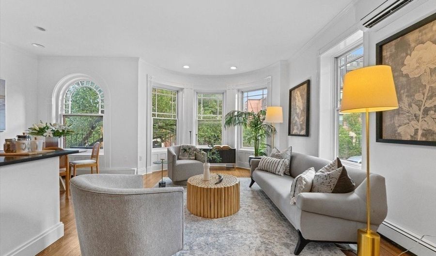 203 Saint Botolph 3, Boston, MA 02115 - 2 Beds, 2 Bath