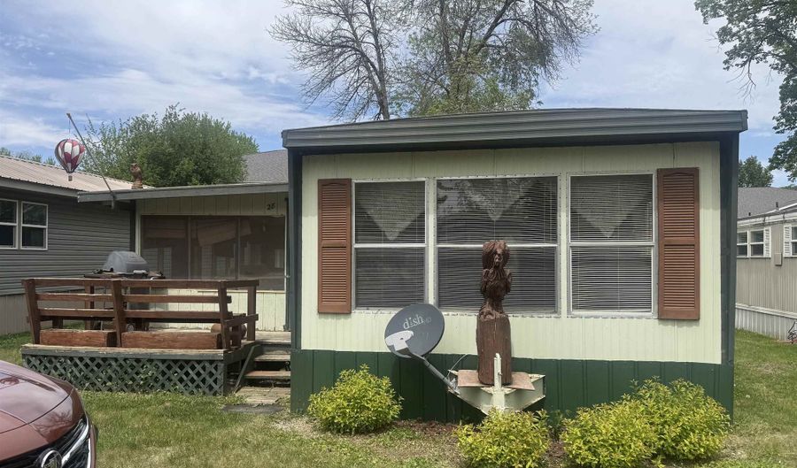 92 Rohr St 28, Arnolds Park, IA 51331 - 2 Beds, 1 Bath