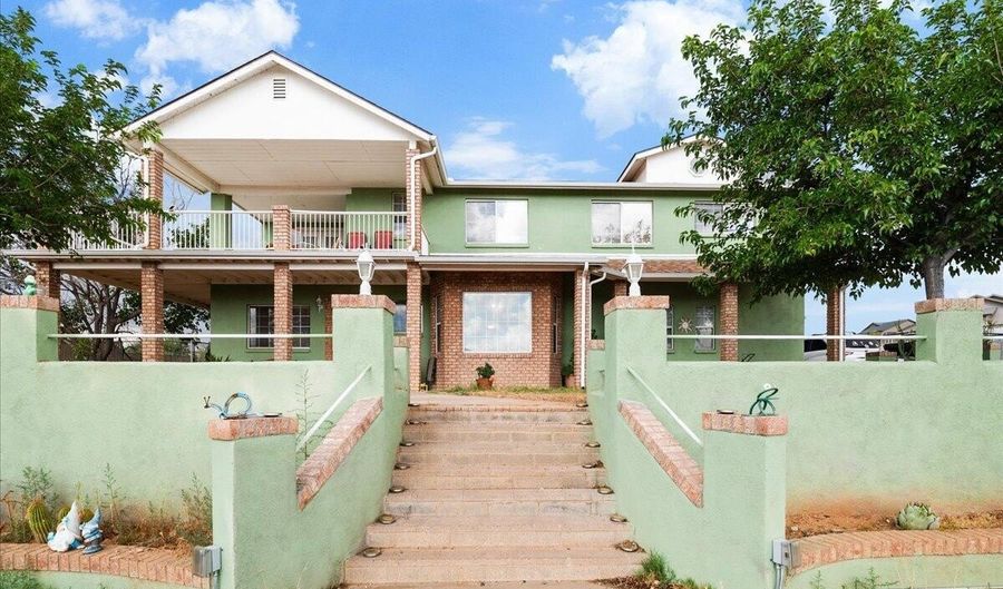 1733 N Arena Del Loma, Camp Verde, AZ 86322 - 4 Beds, 3 Bath
