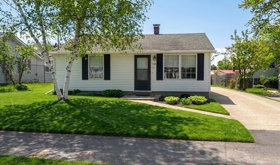 130 Thornton Rd, Bangor, ME 04401 - 2 Beds, 2 Bath