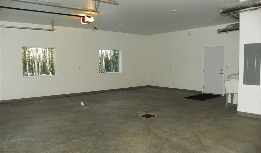 3925 SOURDOUGH Ln, Delta Junction, AK 99737 - 3 Beds, 2 Bath