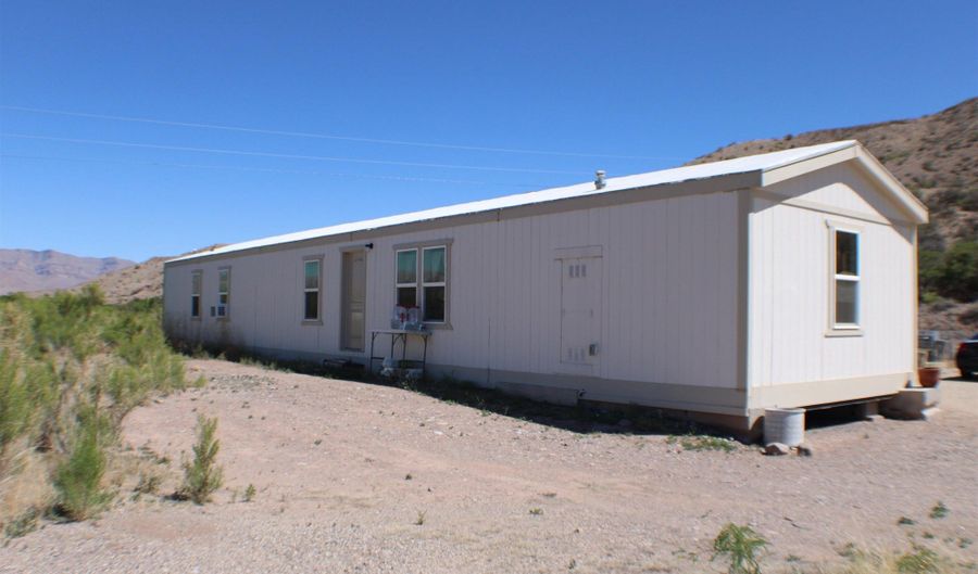 334 Animas Creek Rd, Caballo, NM 87931 - 3 Beds, 2 Bath