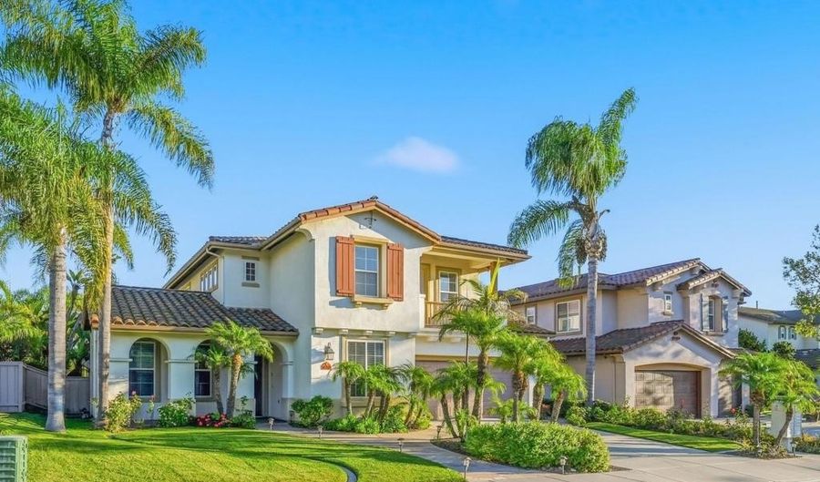 8010 Calle Pinon, Carlsbad, CA 92009 - 5 Beds, 5 Bath