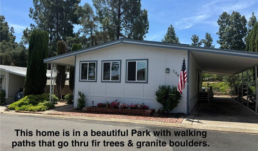 1751 W CITRACADO Pkwy Spc 244, Escondido, CA 92029 - 2 Beds, 2 Bath