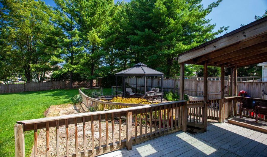 724 Hunters Run, Columbus, OH 43230 - 4 Beds, 3 Bath