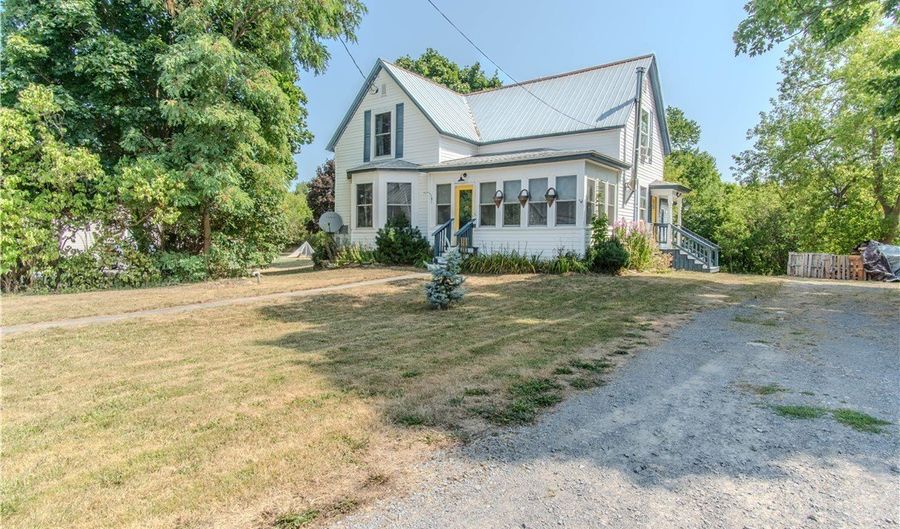 43928 State Route 37, Alexandria, NY 13679 - 3 Beds, 3 Bath
