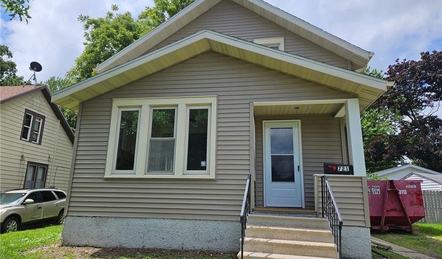 721 Minnesota Ave, Albert Lea, MN 56007 - 4 Beds, 3 Bath