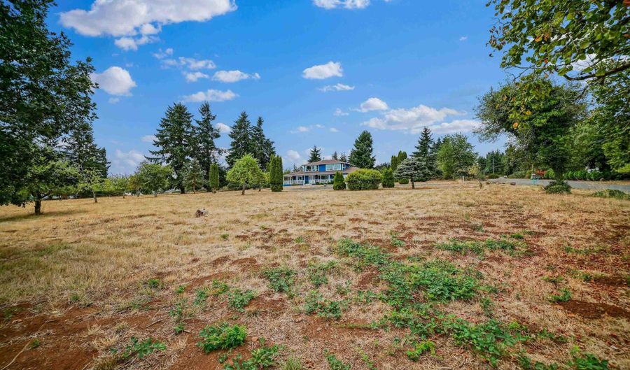 8890 Shaw Sq SE, Aumsville, OR 97325 - 3 Beds, 2 Bath