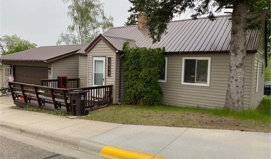 131 7th St W, Browerville, MN 56438 - 2 Beds, 1 Bath