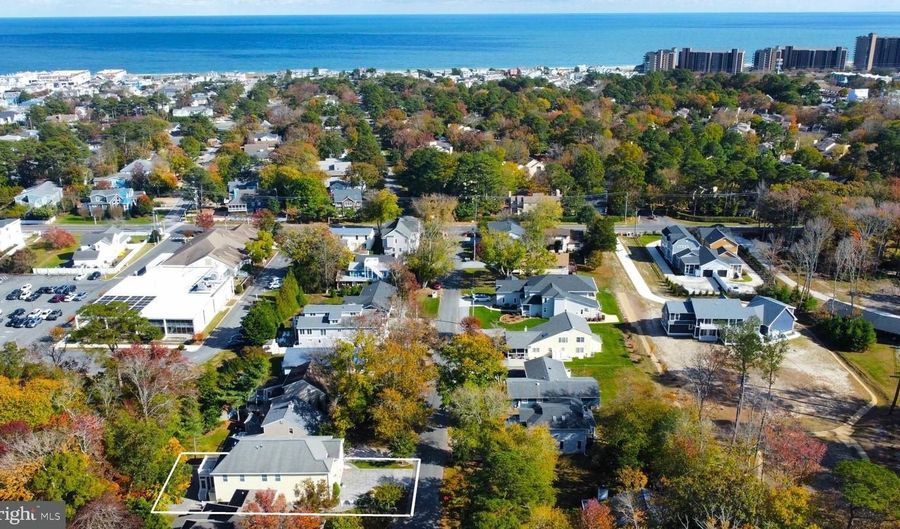 419 LEKITES Ave, Bethany Beach, DE 19930 - 6 Beds, 5 Bath