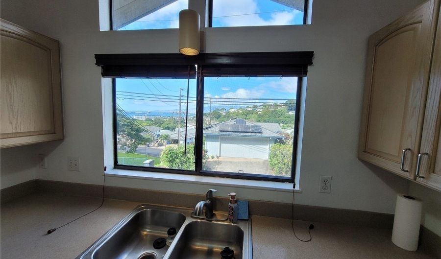 99-733 Meaala St, Aiea, HI 96701 - 3 Beds, 2 Bath