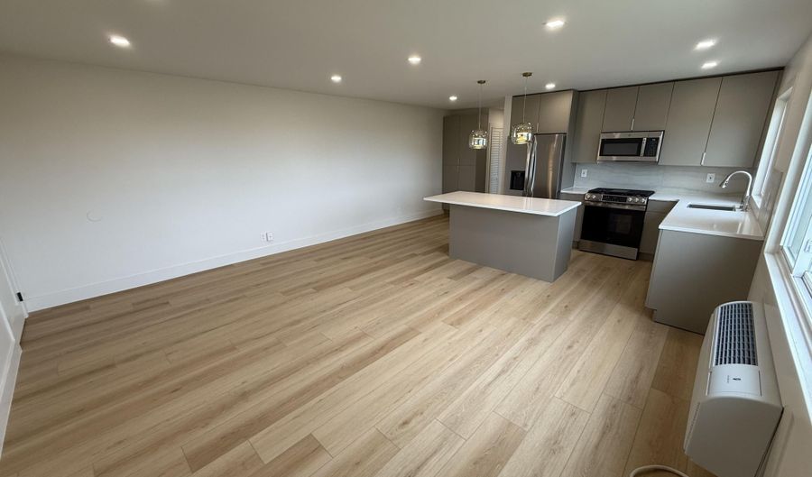 1 Ocean Ave 83, Belmar, NJ 07719 - 1 Beds, 1 Bath