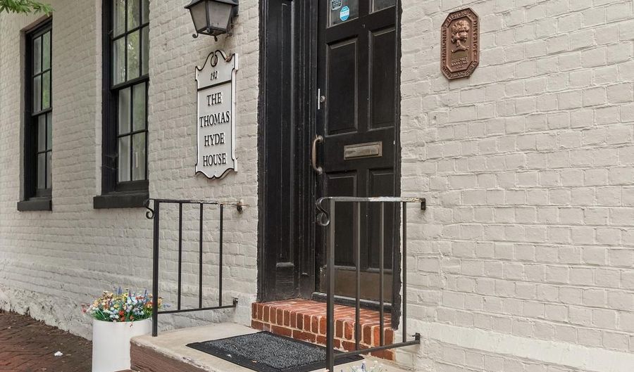 192 DUKE OF GLOUCESTER, Annapolis, MD 21401 - 6 Beds, 4 Bath