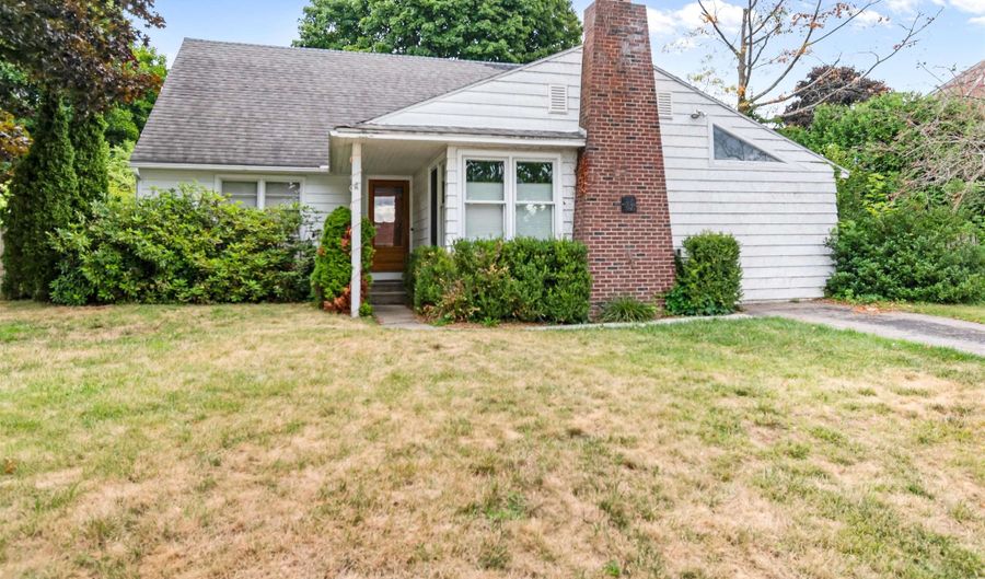 14 Linden Ter, Burlington, VT 05401 - 4 Beds, 3 Bath