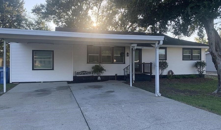 3913 Mount St, Berwick, LA 70342 - 4 Beds, 2 Bath