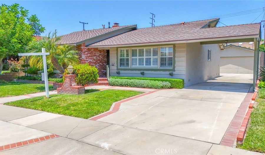 15429 Fairacres Dr, La Mirada, CA 90638 - 3 Beds, 2 Bath