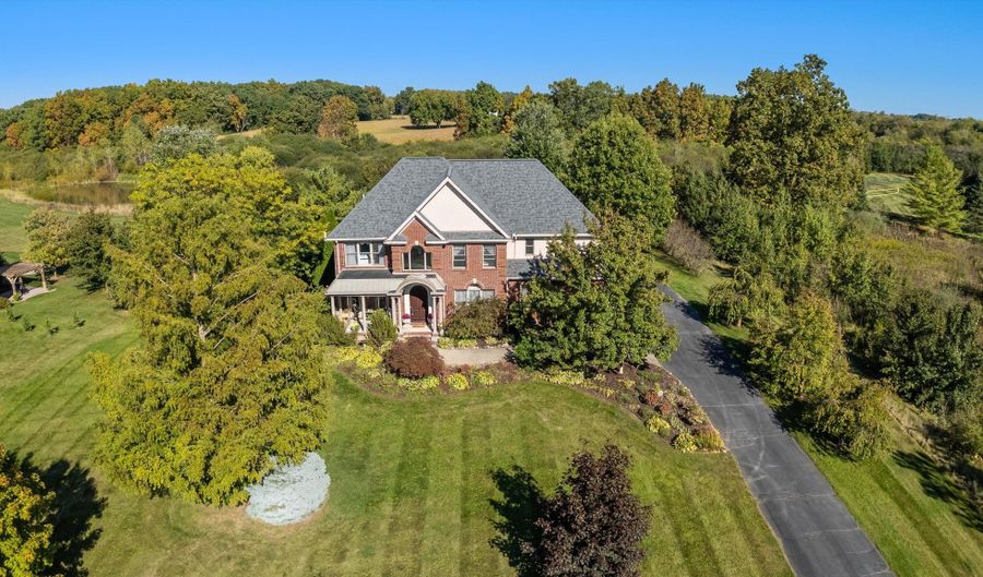 1717 Cedar Ln, Ann Arbor, MI 48105 - 4 Beds, null Bath