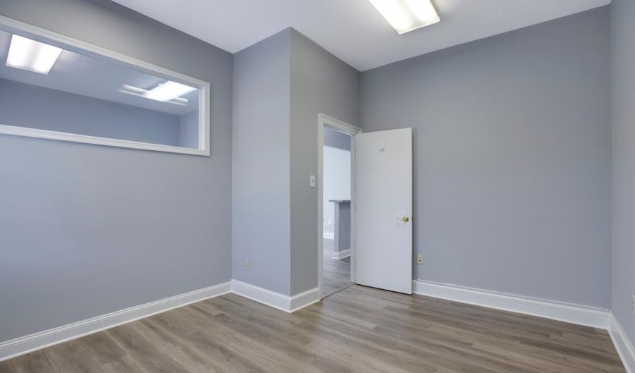 7361 MCWHORTER Pl 320, Annandale, VA 22003 - 0 Beds, 0 Bath