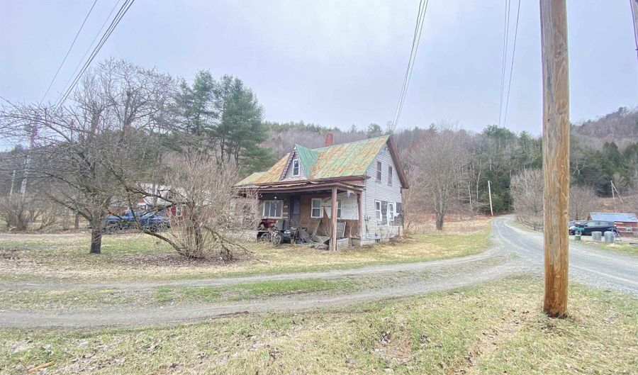136 Store Hill Rd, Bethel, VT 05032 - 3 Beds, 2 Bath