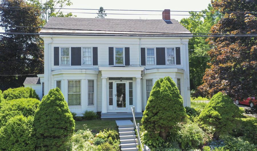 53 Congress St, Belfast, ME 04915 - 5 Beds, 3 Bath