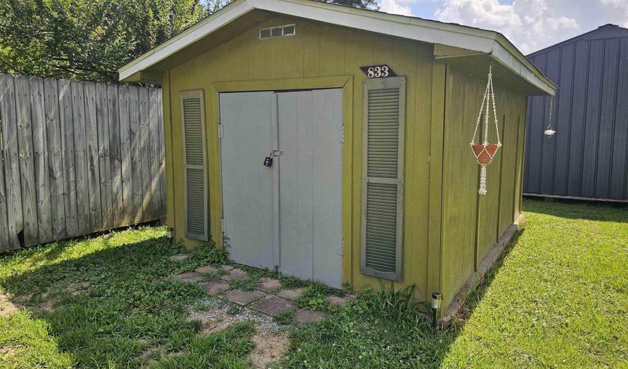224 S 6th St, Barlow, KY 42024 - 3 Beds, 2 Bath