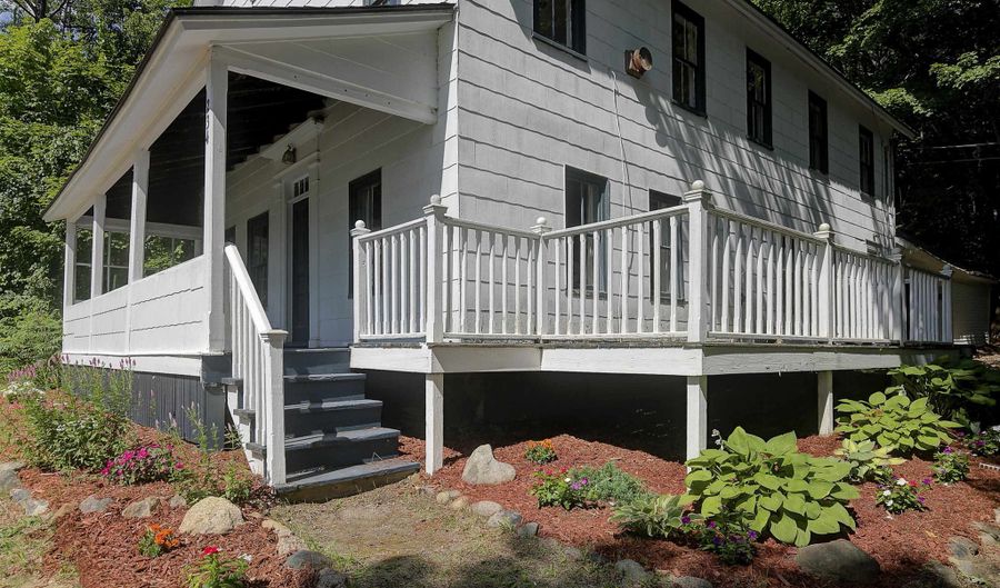 234 New Hampshire Route 16A, Bartlett, NH 03845 - 2 Beds, 3 Bath