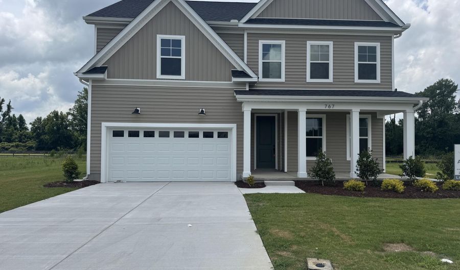 767 Fairway Rd, Ayden, NC 28513 - 4 Beds, 3 Bath