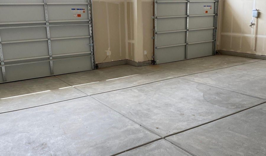 142 Snowy Plover Way, Fernley, NV 89408 - 3 Beds, 2 Bath