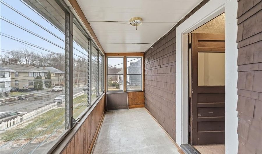 5 Branch Ave, North Smithfield, RI 02896 - 6 Beds, 2 Bath