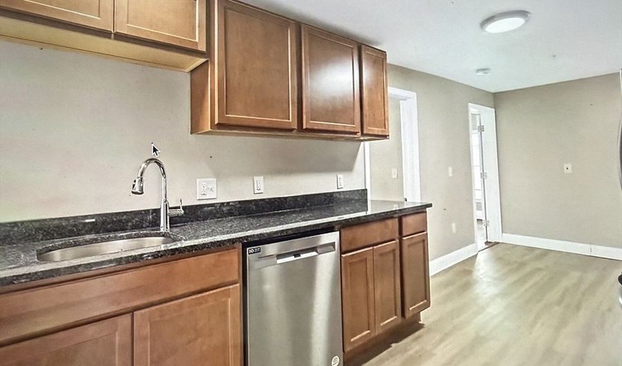40 Falmouth St, Attleboro, MA 02703 - 6 Beds, 3 Bath