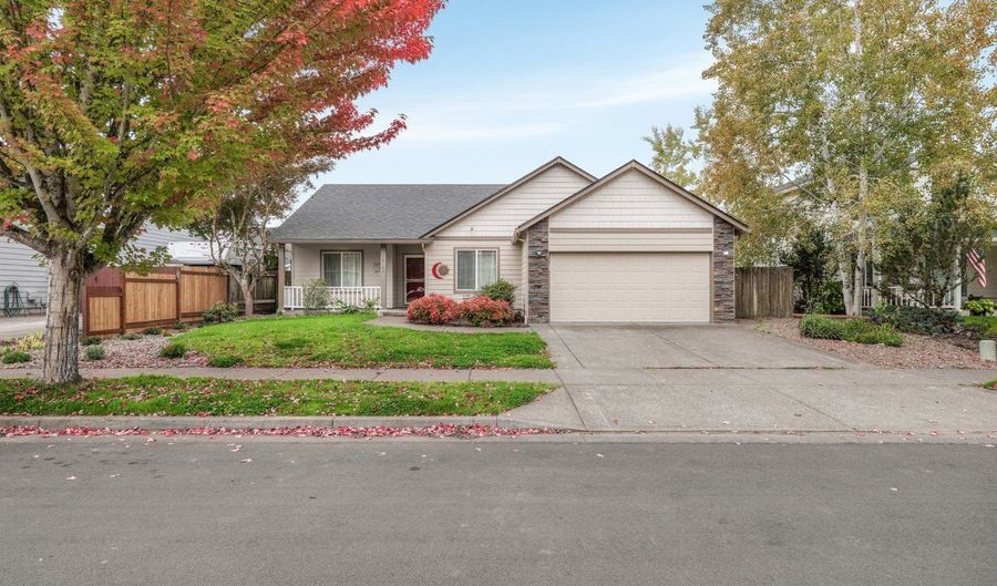1930 SALMON RUN, Albany, OR 97321 - 4 Beds, 2 Bath