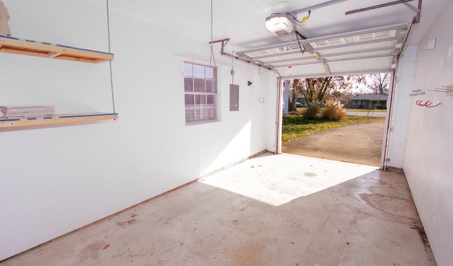 1739 Grandle Ct, Anderson Twp., OH 45230 - 3 Beds, 2 Bath