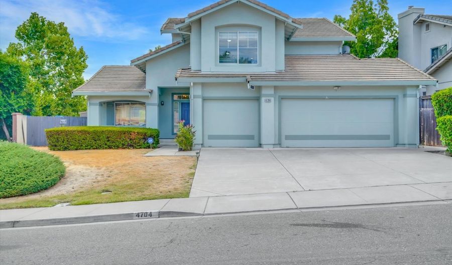 4704 Palomino Way, Antioch, CA 94531 - 4 Beds, 3 Bath