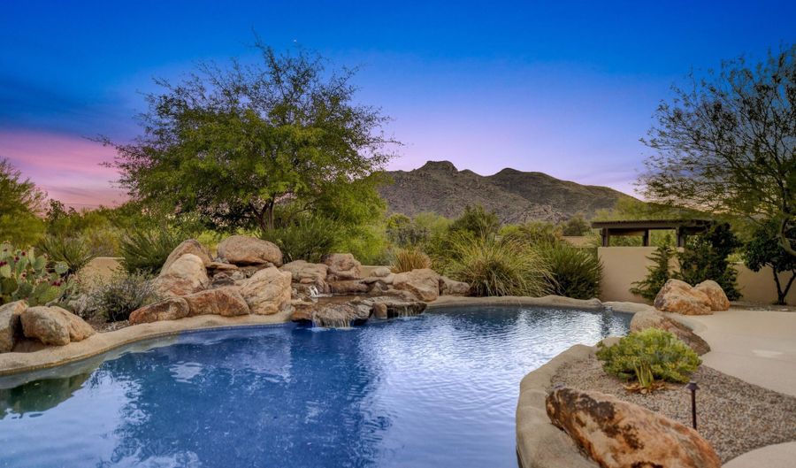 37095 N Bloody Basin Rd, Carefree, AZ 85377 - 4 Beds, 3 Bath