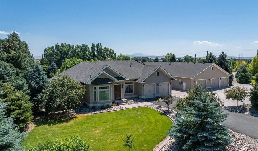183 W 265 N, Blackfoot, ID 83221 - 4 Beds, 3 Bath