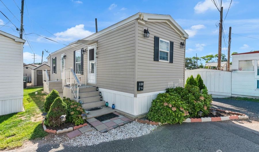 9 2nd St, Avenel, NJ 07001 - 1 Beds, 1 Bath