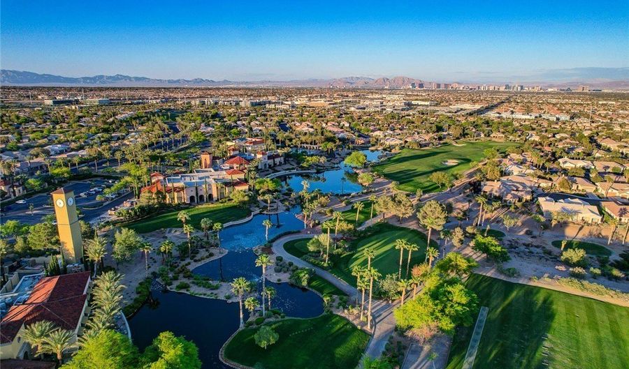 10237 Andante Ct, Las Vegas, NV 89135 - 2 Beds, 3 Bath