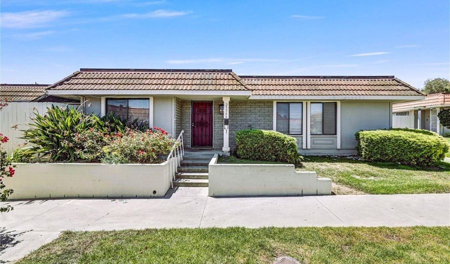 23366 El Reposa, Aliso Viejo, CA 92656 - 3 Beds, 2 Bath