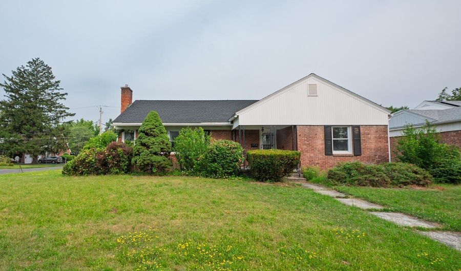 360 S Manning Blvd, Albany, NY 12208 - 3 Beds, 3 Bath