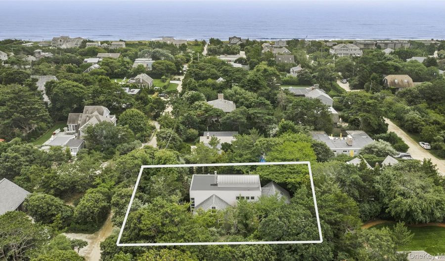 54 Gardiner Dr, Amagansett, NY 11930 - 4 Beds, 4 Bath