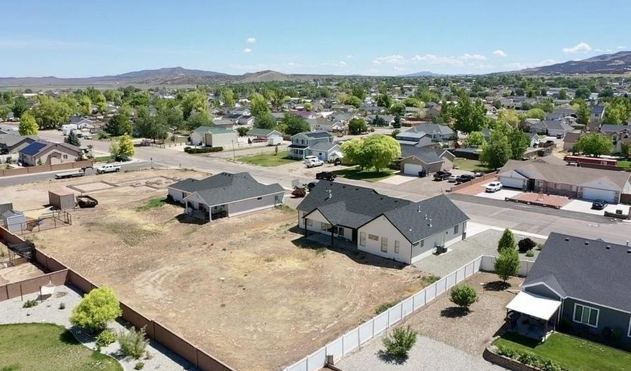 4413 N Half Mile Rd, Cedar City, UT 84720 - 4 Beds, 3 Bath
