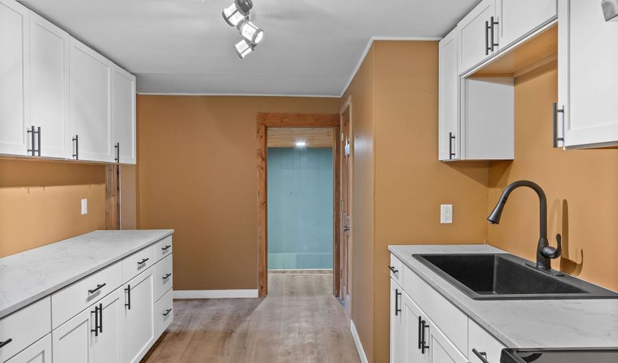 108 POND St, Amherst, WI 54406 - 3 Beds, 2 Bath